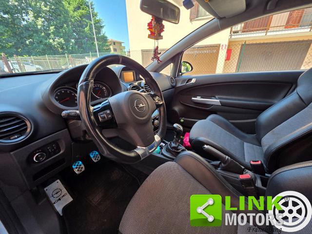 OPEL Corsa 1.6i 16V OPC 192 CV