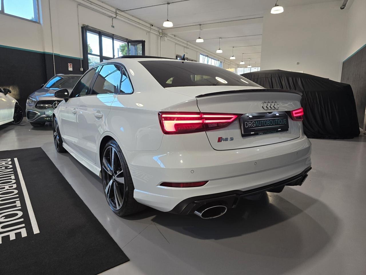 Audi RS 3 Sedan SCARICHI RS/TETTO/ALCANTARA