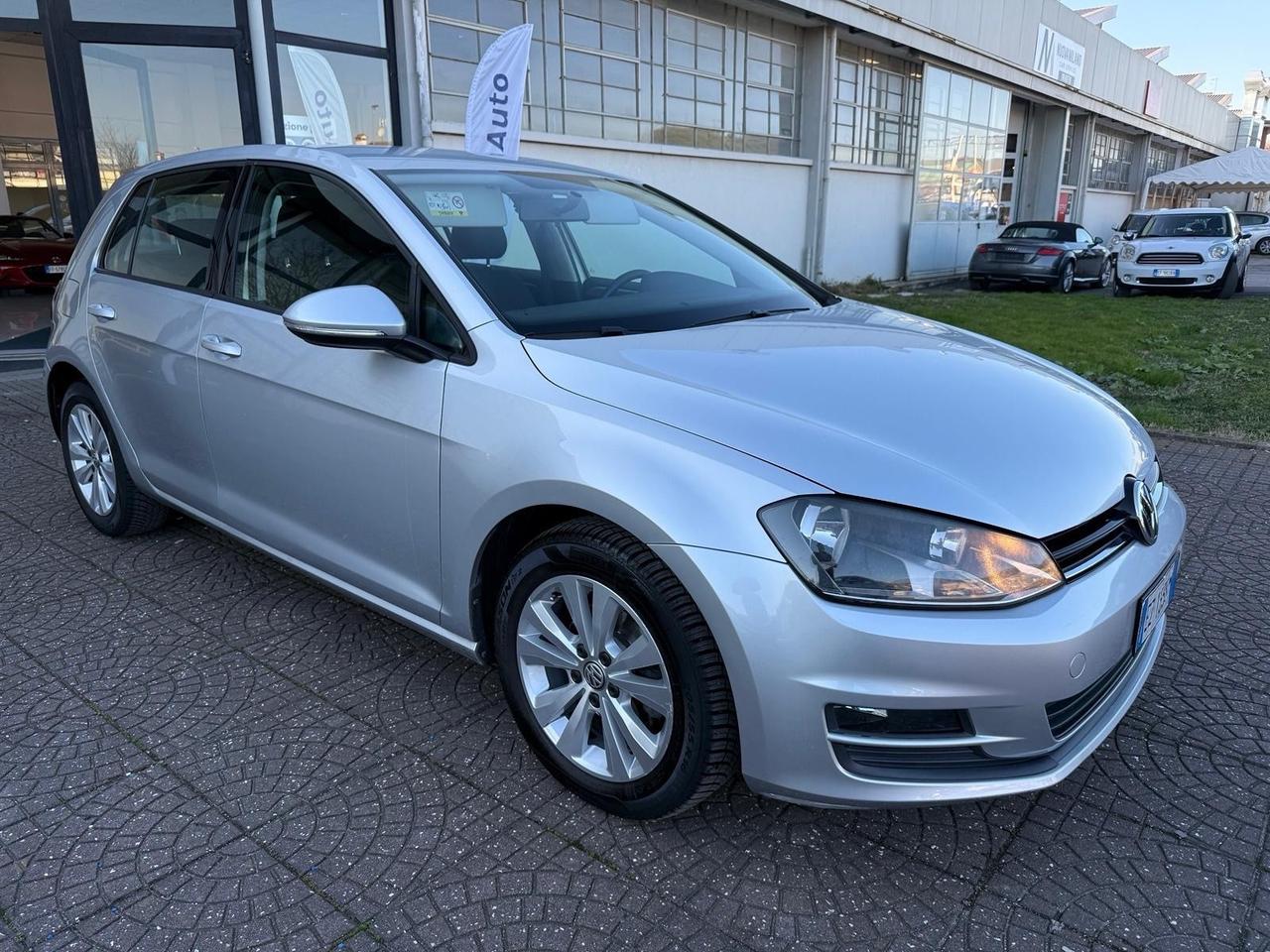 Volkswagen Golf Business 1.6 TDI DSG 5p. Highline BlueMotion Technology