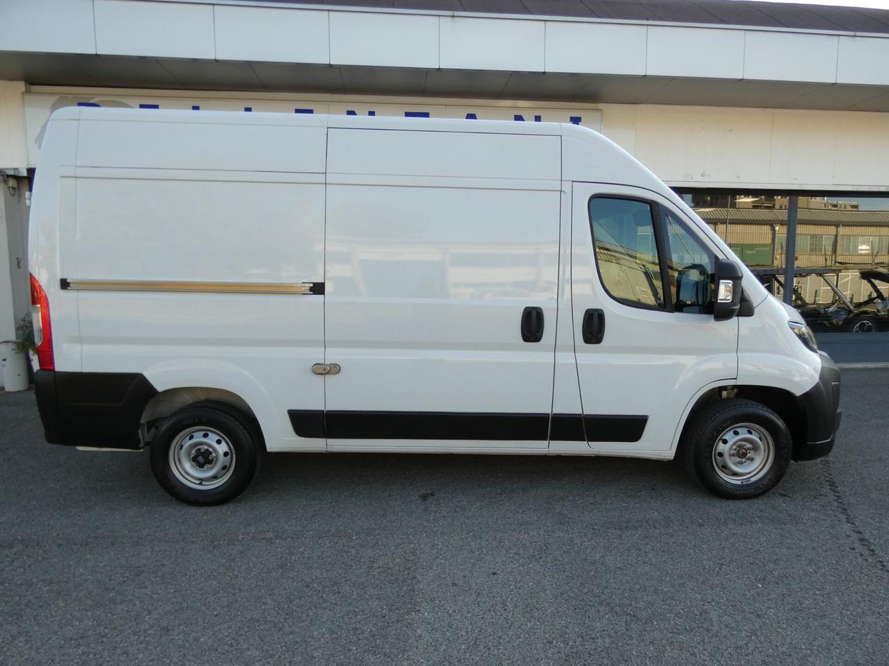FIAT Ducato (4ª serie) Ducato 33 2.2 Mjt 120CV...