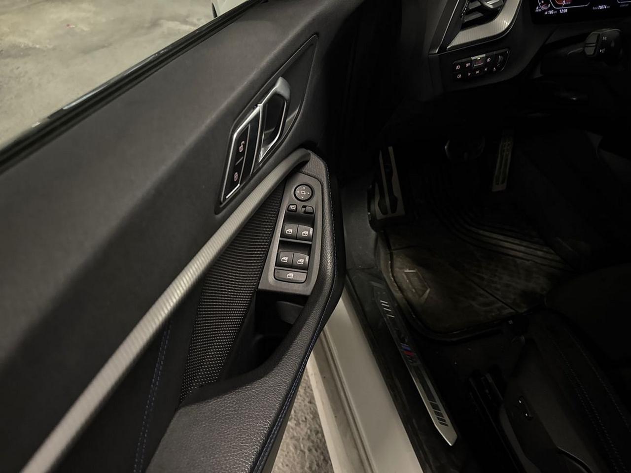BMW Serie 1 F40 - 116d Msport auto