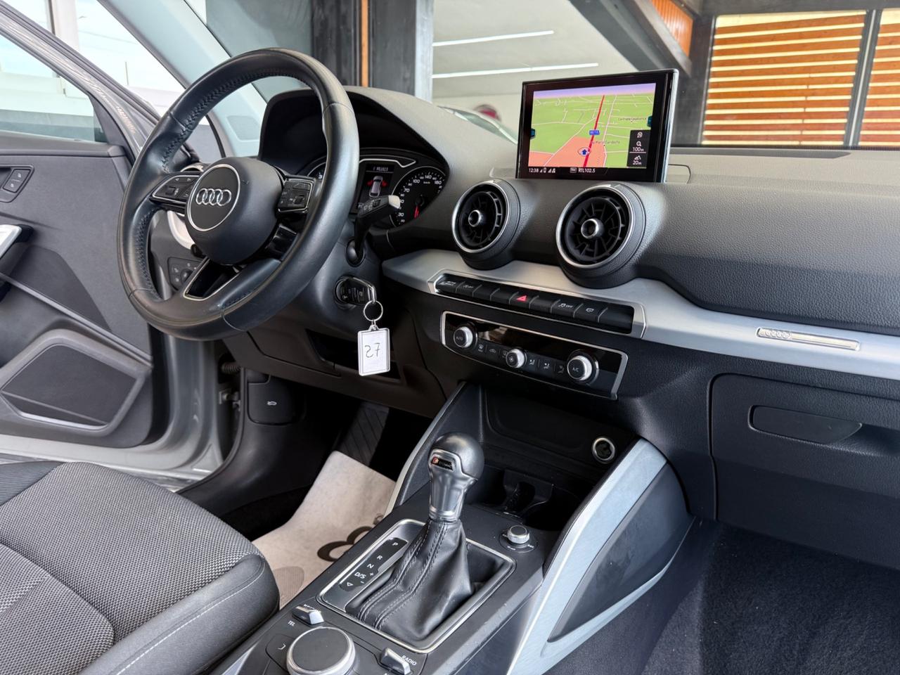 Audi Q2 30 TDI S tronic Identity Black
