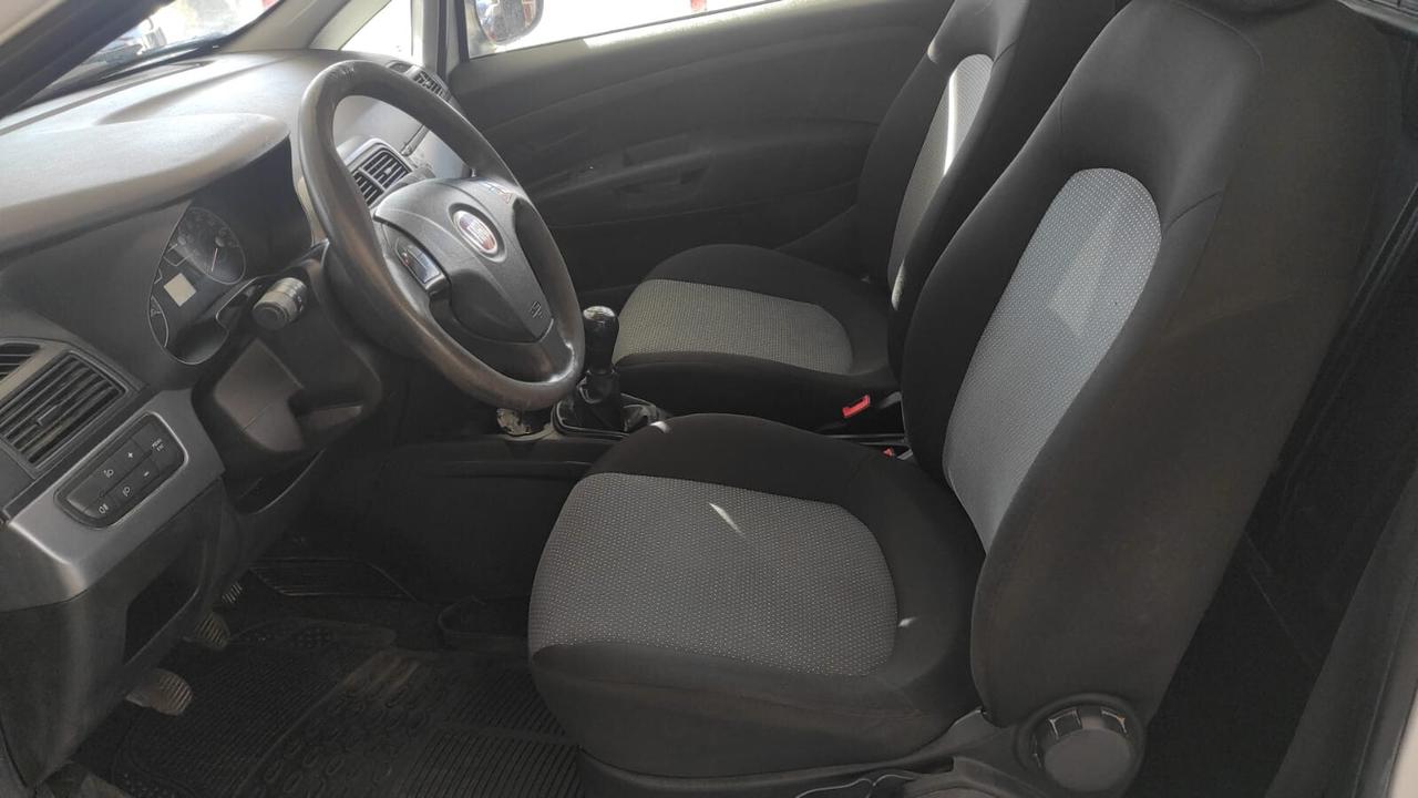 FIAT PUNTO DIESEL AUTOCARRO VAN 75CV 2 POSTI