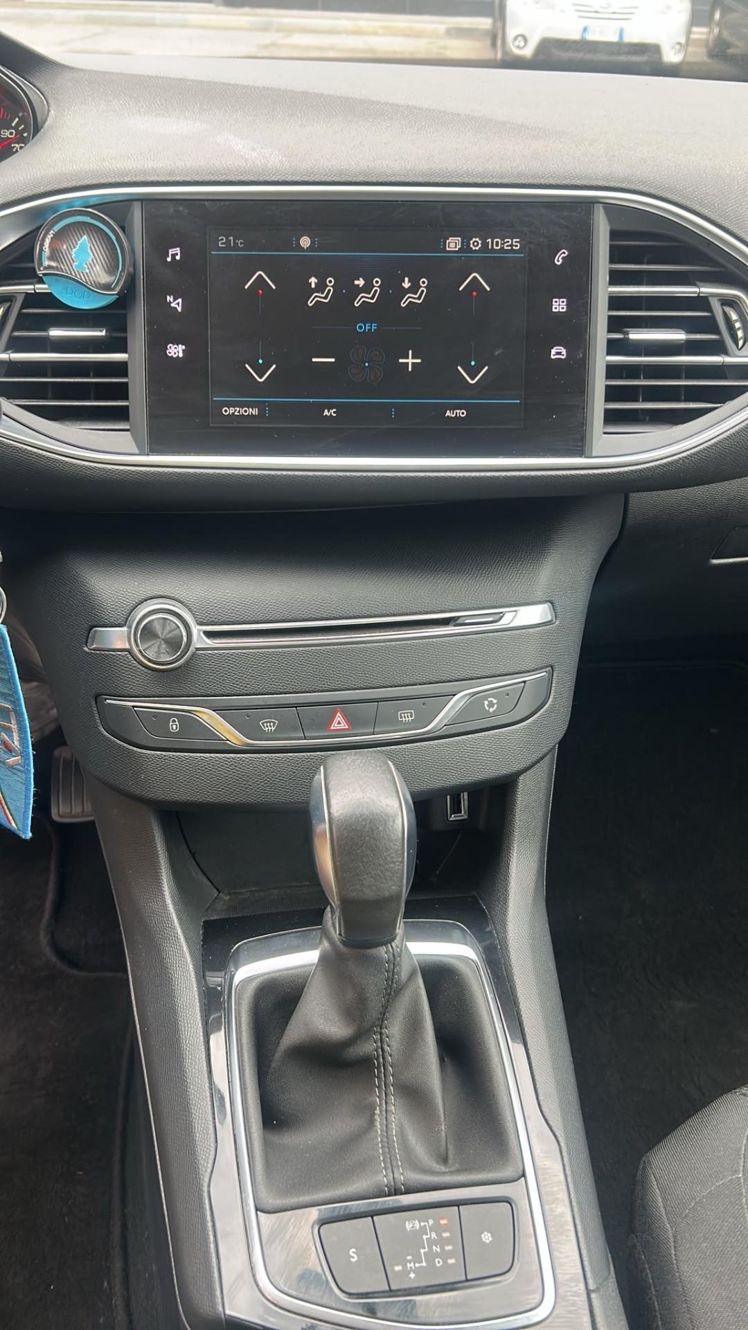 Peugeot 308 BlueHDi 120 S&S EAT6 GT Line