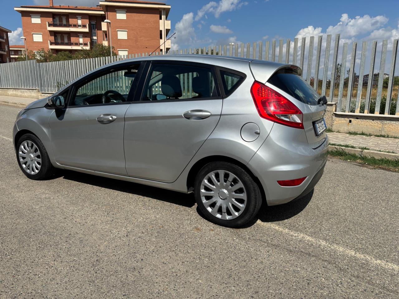 Ford Fiesta 1.4 5 porte Bz.- GPL Business
