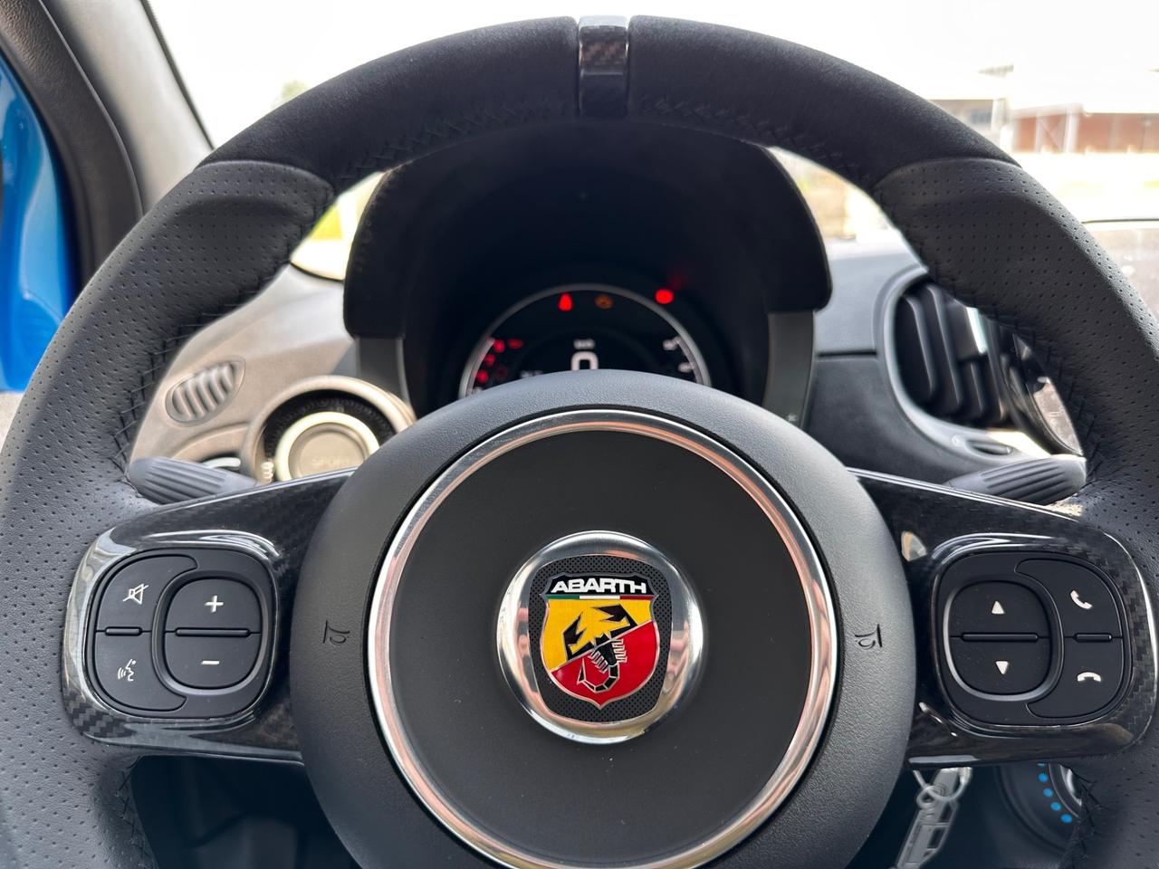 Abarth 695 1.4 Turbo T-Jet 180 CV