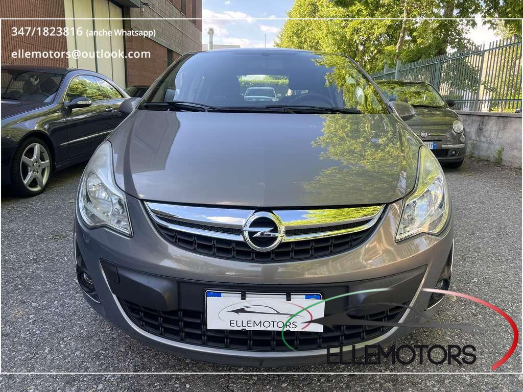 Opel Corsa 5 Porte 1.2 Cosmo