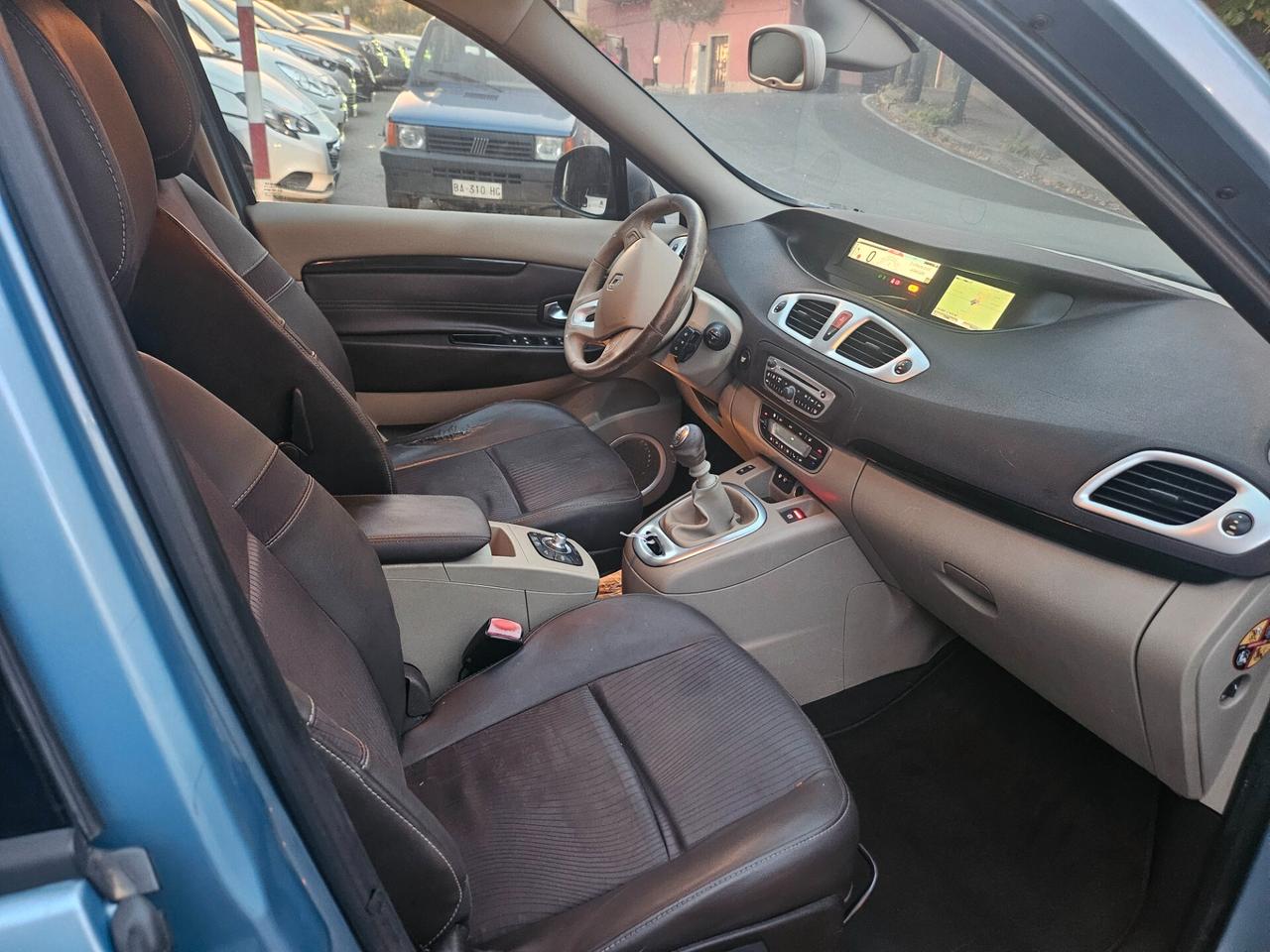 Renault Scenic X-Mod 1.5 dCi 110CV 2010