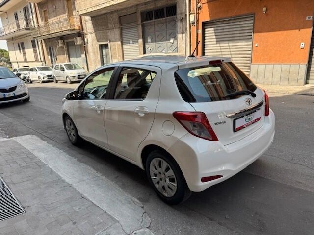 Toyota Yaris 1.4 D-4D 5 porte Lounge