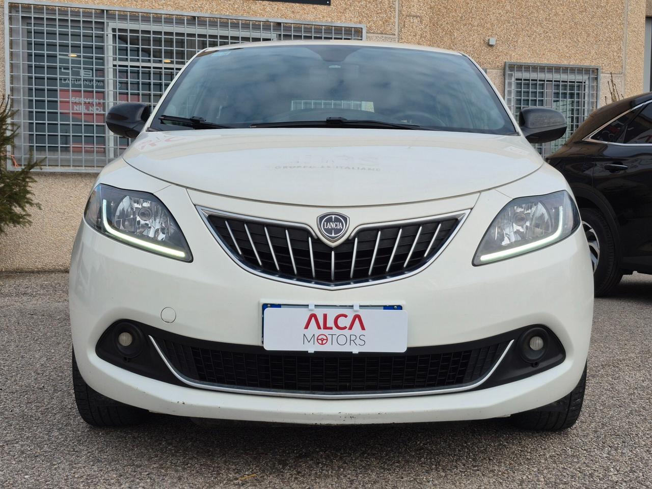 Lancia Ypsilon 1.0 FireFly 5 porte S&S Hybrid Ecochic Gold