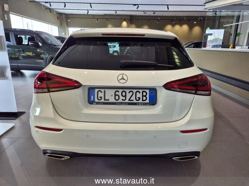 Mercedes-Benz Classe A A 180 d Automatic Sport Night Edition