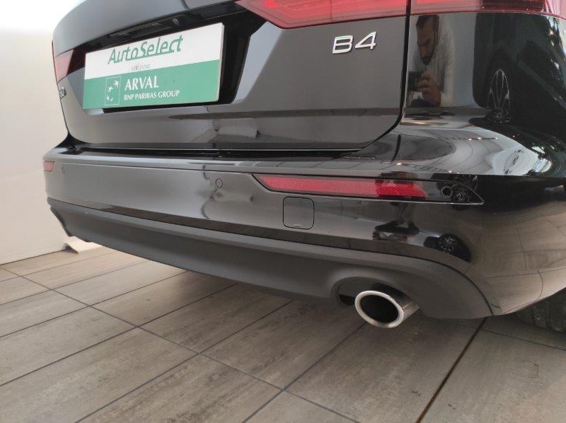 VOLVO V60 (2018-->) - V60 B4 (d) Geartronic Momentum Business Pro