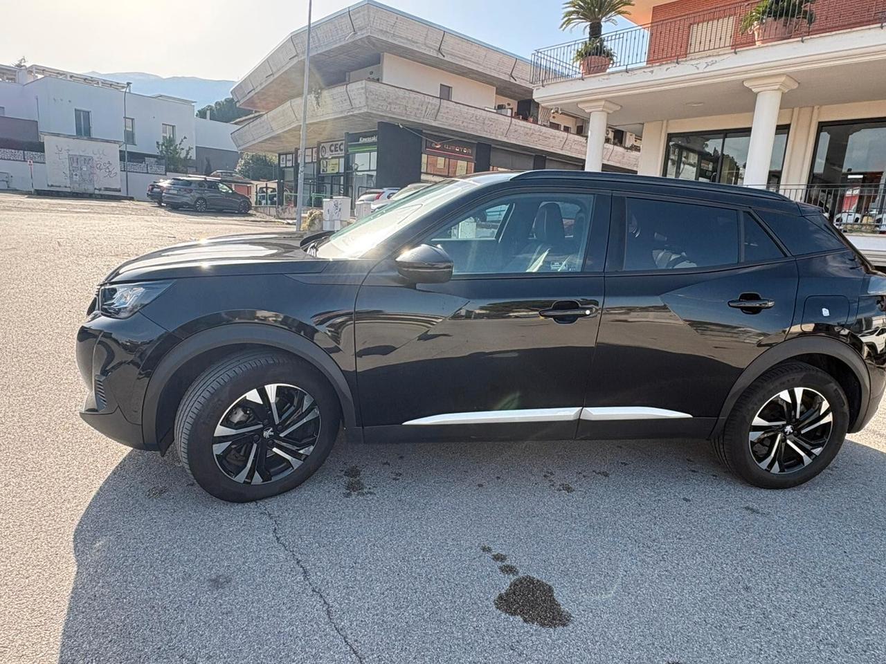 Peugeot 2008 BlueHDi 130 S&S EAT8 Allure