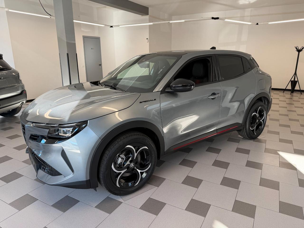 Alfa Romeo Junior 1.2 145 CV Hybrid eDCT6 Speciale