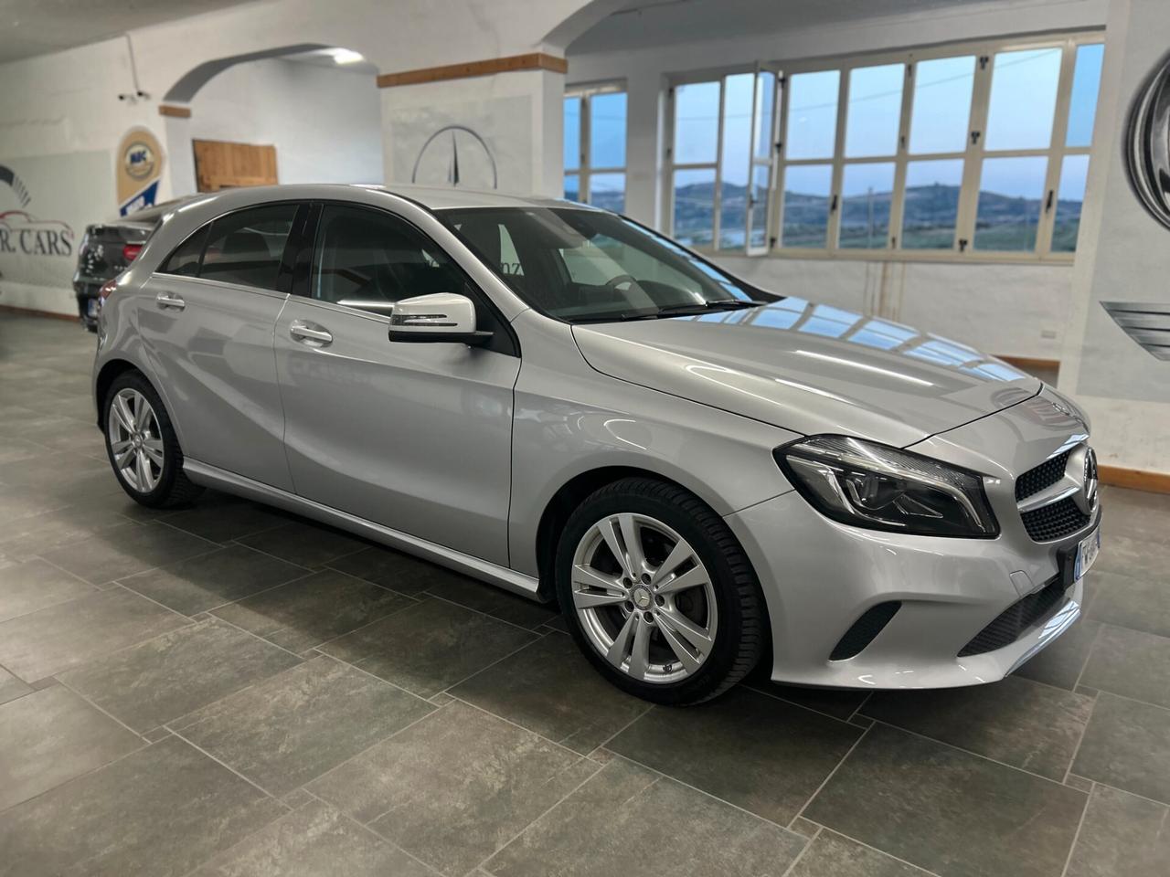 Mercedes-benz A 200 d Automatic Sport - 2017