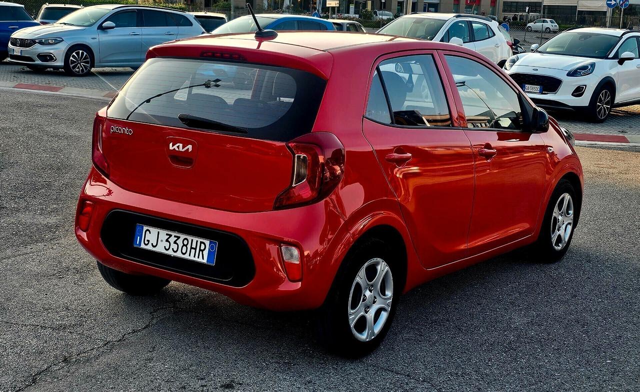 Kia Picanto 1.0 12V 5 porte AMT X Line