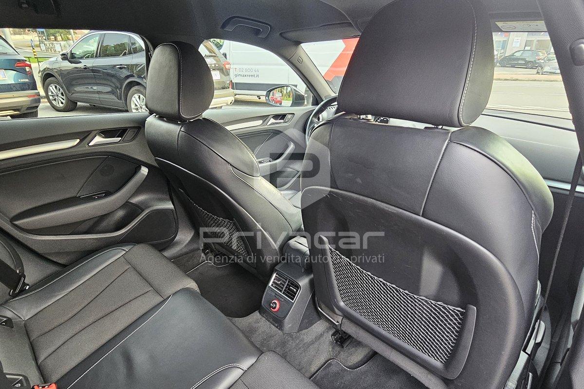 AUDI A3 SPB 2.0 TDI 184 CV clean diesel Attraction