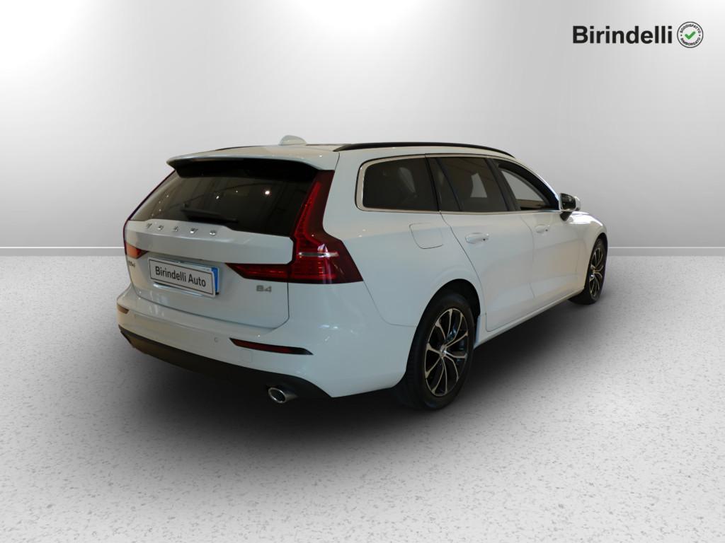 VOLVO V60 (2018-->) - V60 B4 (d) Geartronic Momentum Business