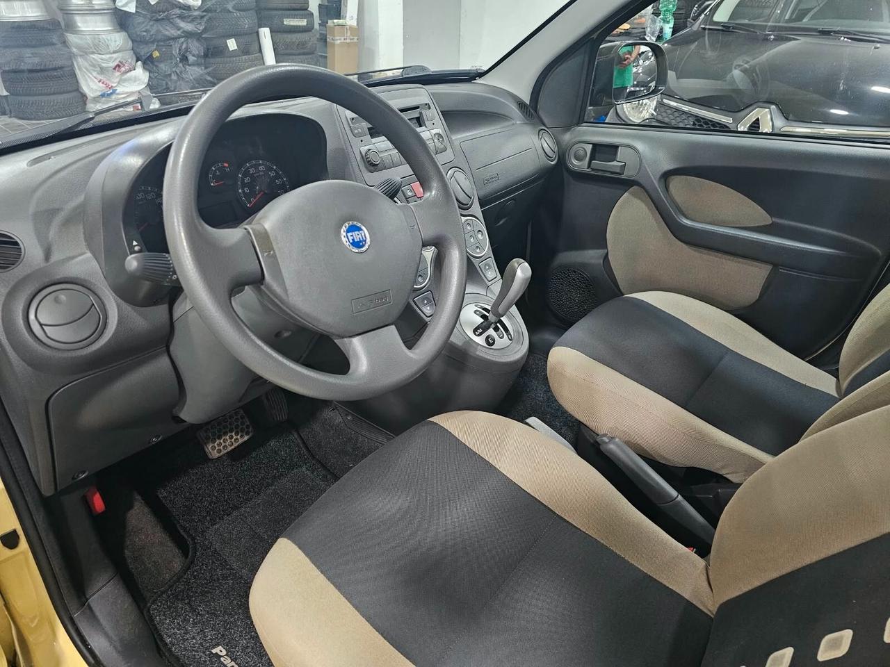 NUOVA FIAT PANDA EMOTION 1.2 DUALOGIC BENZ/GPL 60CV - CAMBIO AUTOMATICO