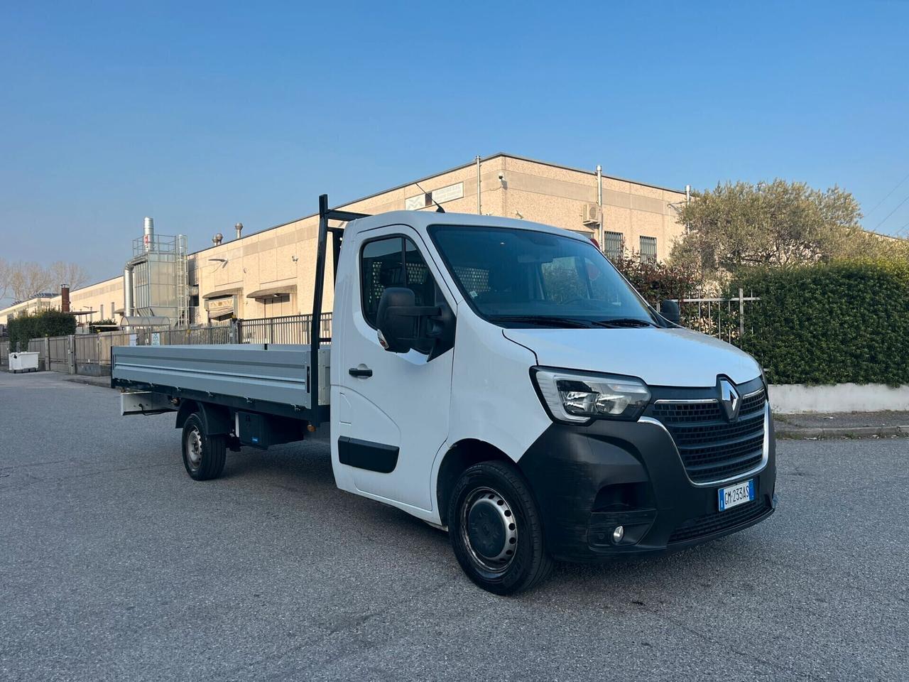RENAULT MASTER 2.3DCI 165CV CASSONE 5.40 METRI