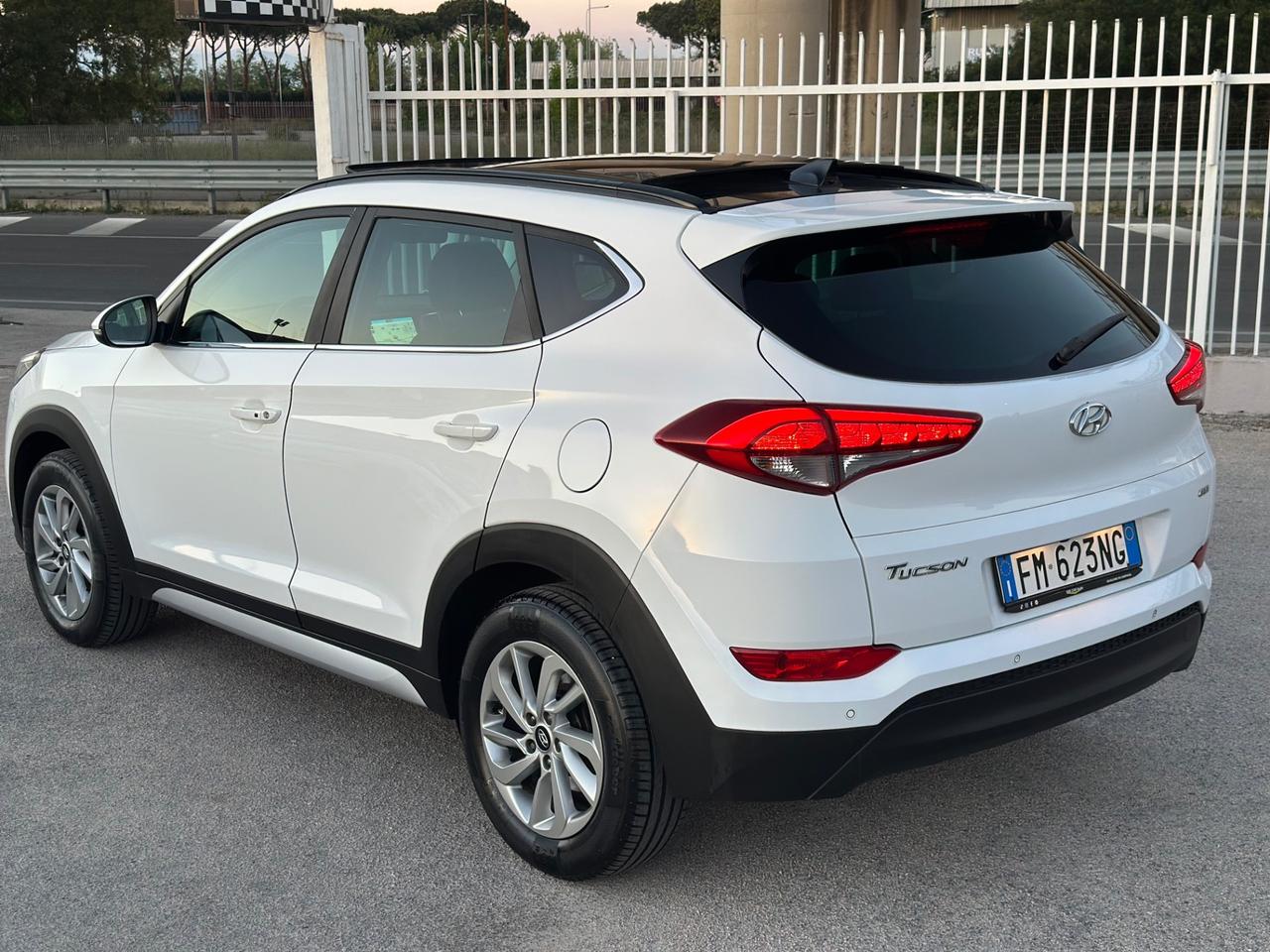 Hyundai Tucson 2018 1.7 116CV XPossible TETTO APRIB