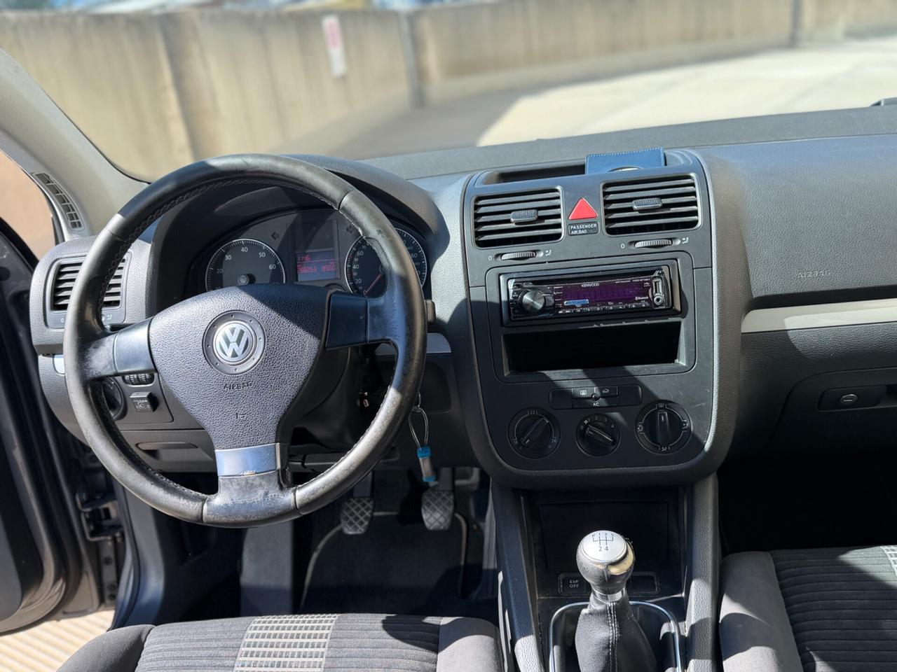 Volkswagen Golf 1.6 BENZINA GPL 2008