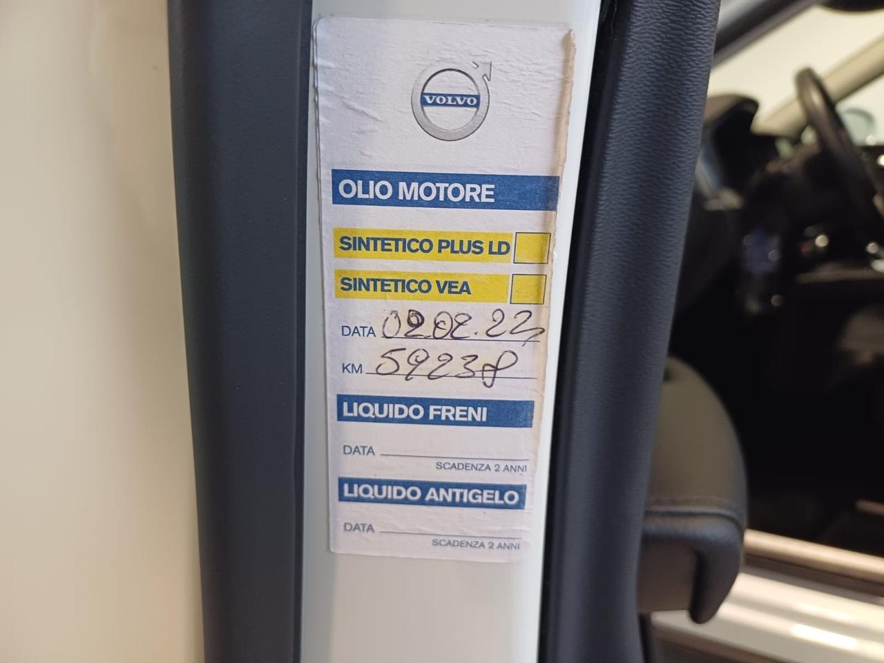 Volvo XC 60 XC60 B4 (d) AWD Geartronic Inscription