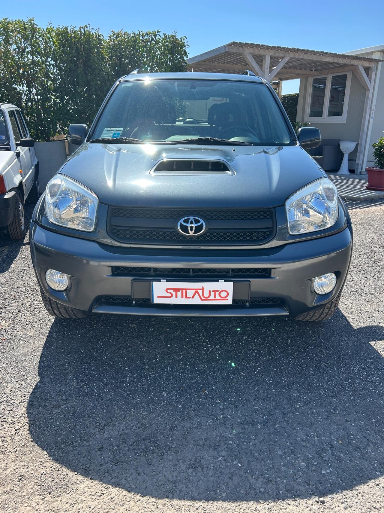 Toyota RAV 4 RAV4 2.0 Tdi D-4D cat 5 porte Sol
