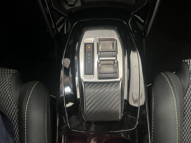Peugeot 2008 2008 1.2 hybrid GT 145cv e-dcs6