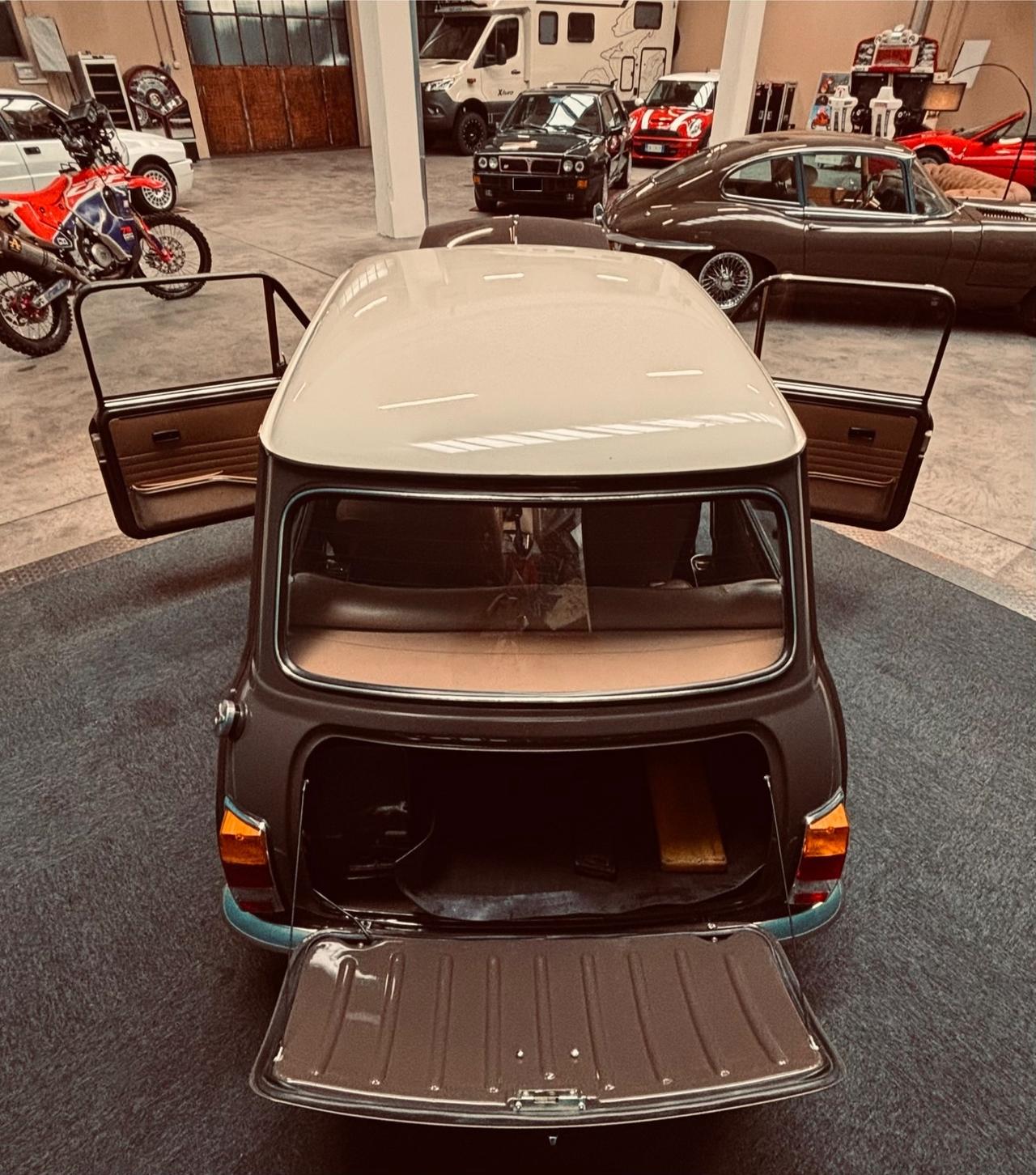 Innocenti Mini Leyland Cooper 1300 Export