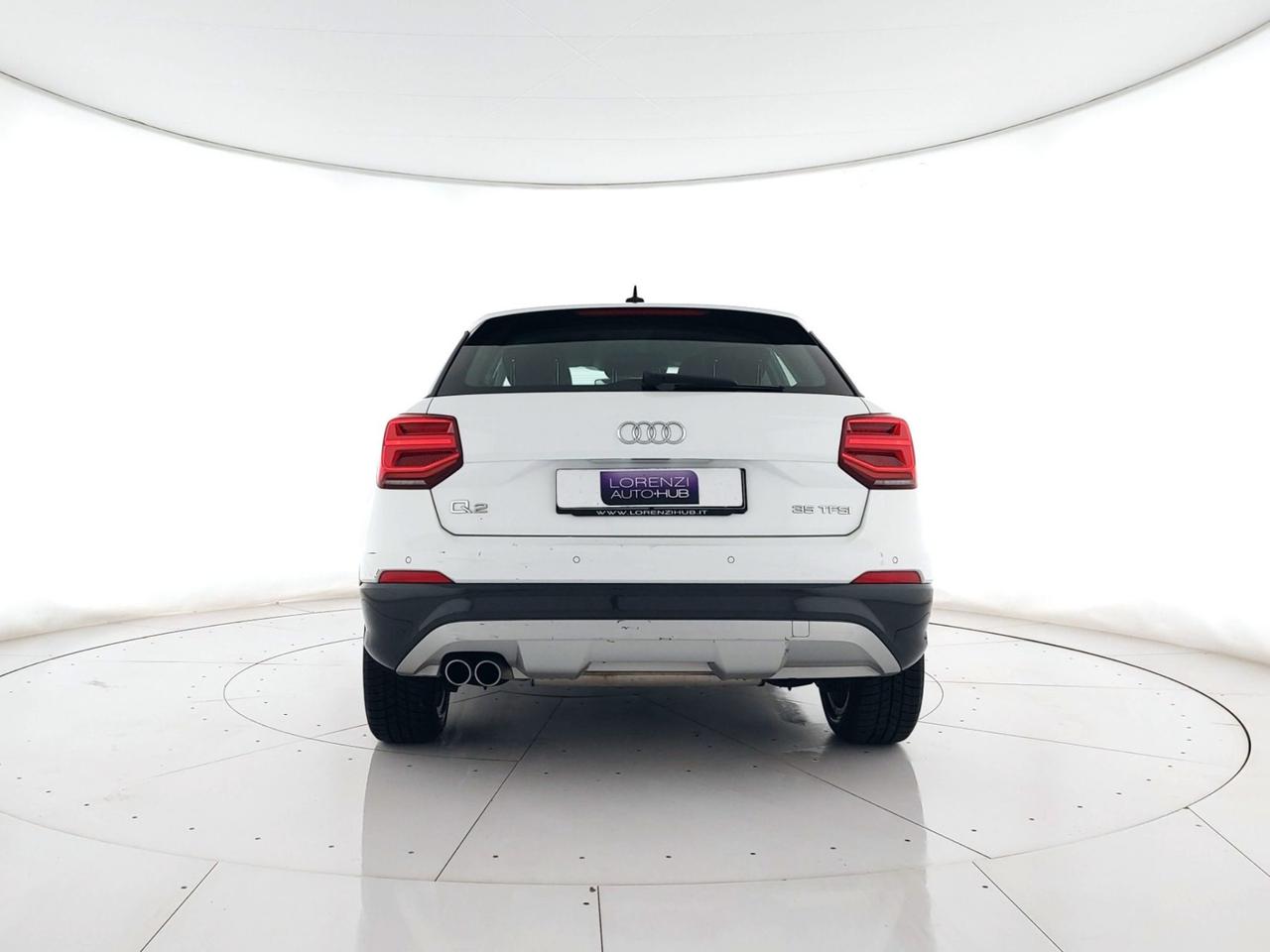 AUDI Q2 35 1.5 tfsi Business Design LED+C17"