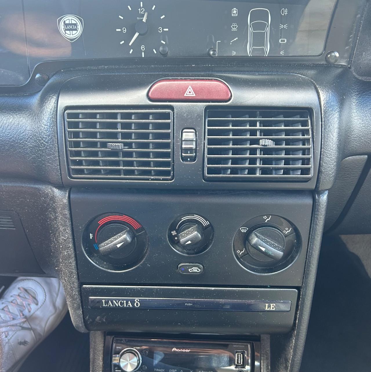 Lancia Delta 1.6 i.e. cat 5 porte LE Neopatentati