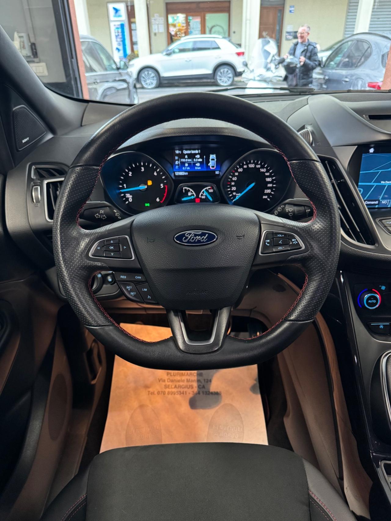 Ford Kuga 2.0 TDCI ST LINE DA VETRINA