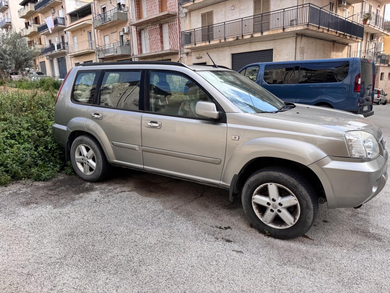 Nissan X-Trail 2.2 dCi Sport