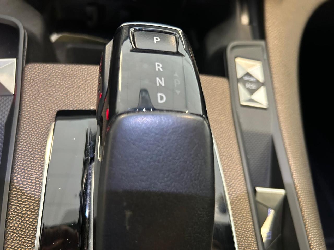 Ds DS 7 Crossback BUSINESS BlueHDi 130 aut. N1 SPOTICAR