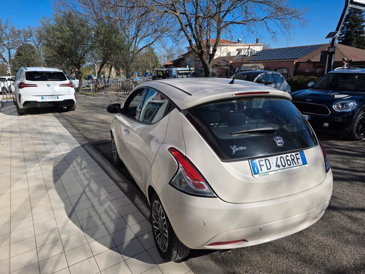 Lancia Ypsilon 1.2 69 CV 5 porte Gold