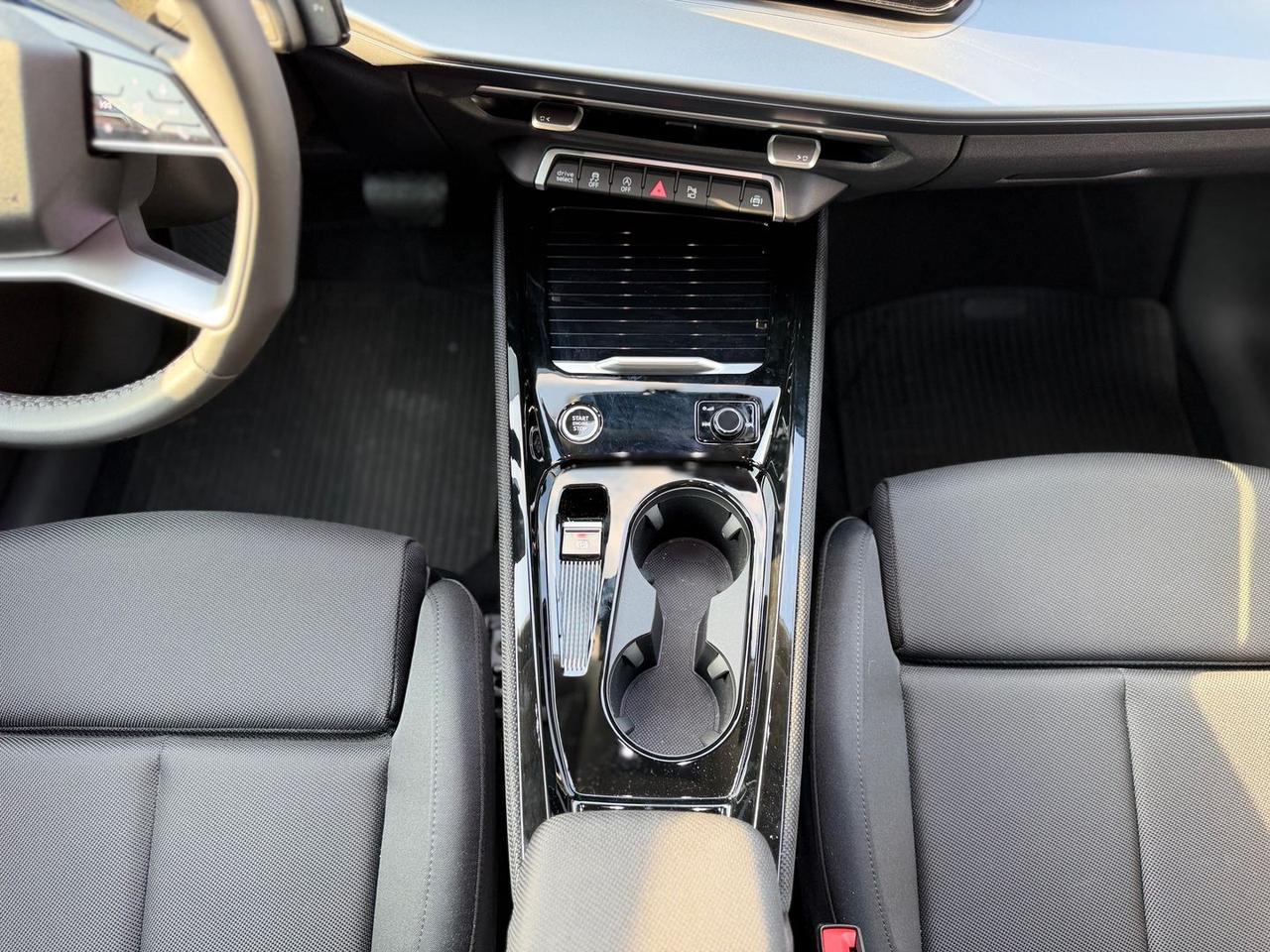 Audi Q3 S Line Edition 2.0 TDI #11760
