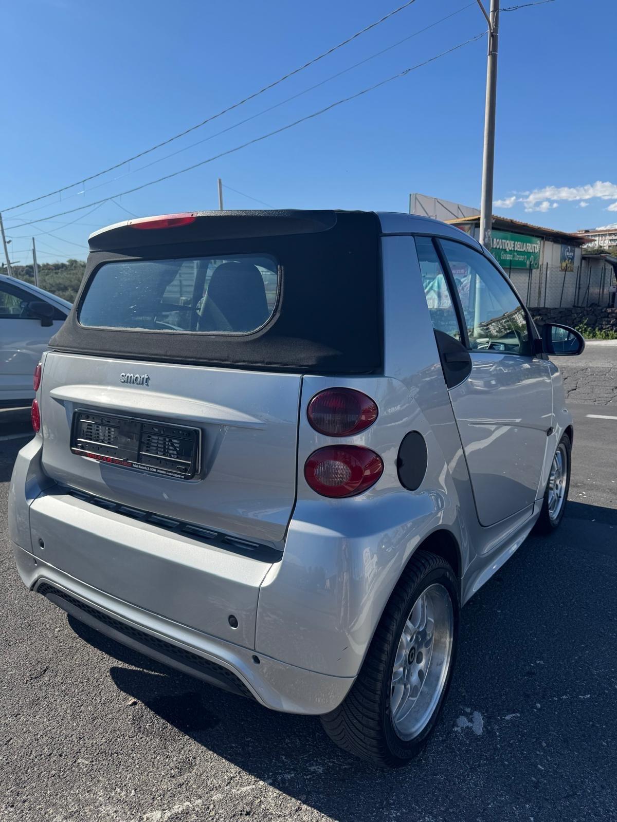 Smart ForTwo 1000 62 kW cabrio passion