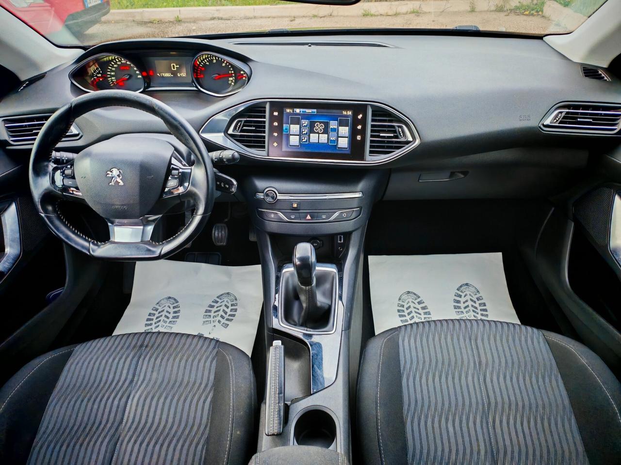 Peugeot 308 1.6BlueHDi navig led cruise 2017