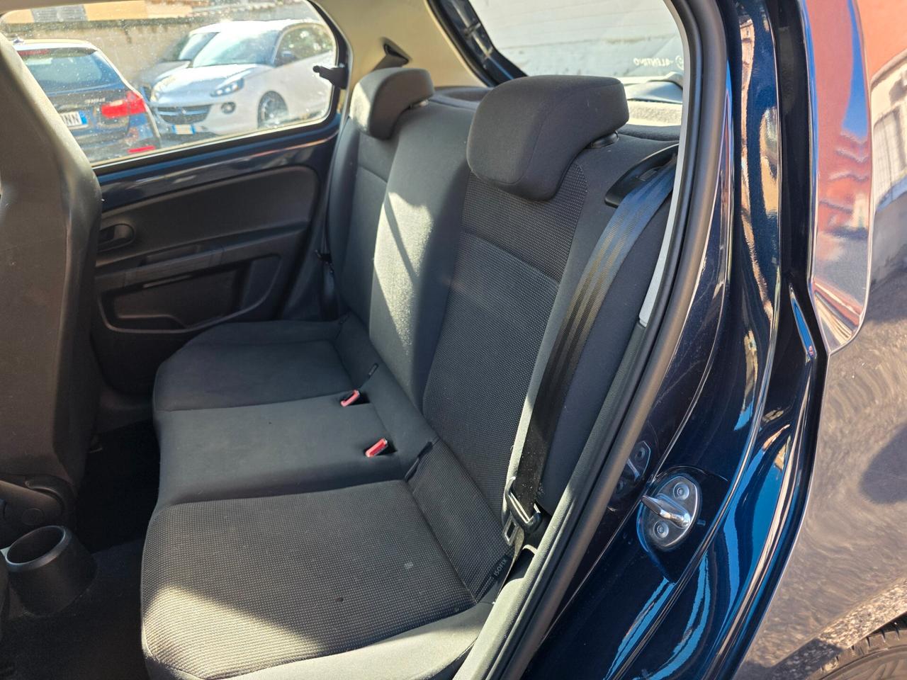 Volkswagen up! 1.0 5p. take