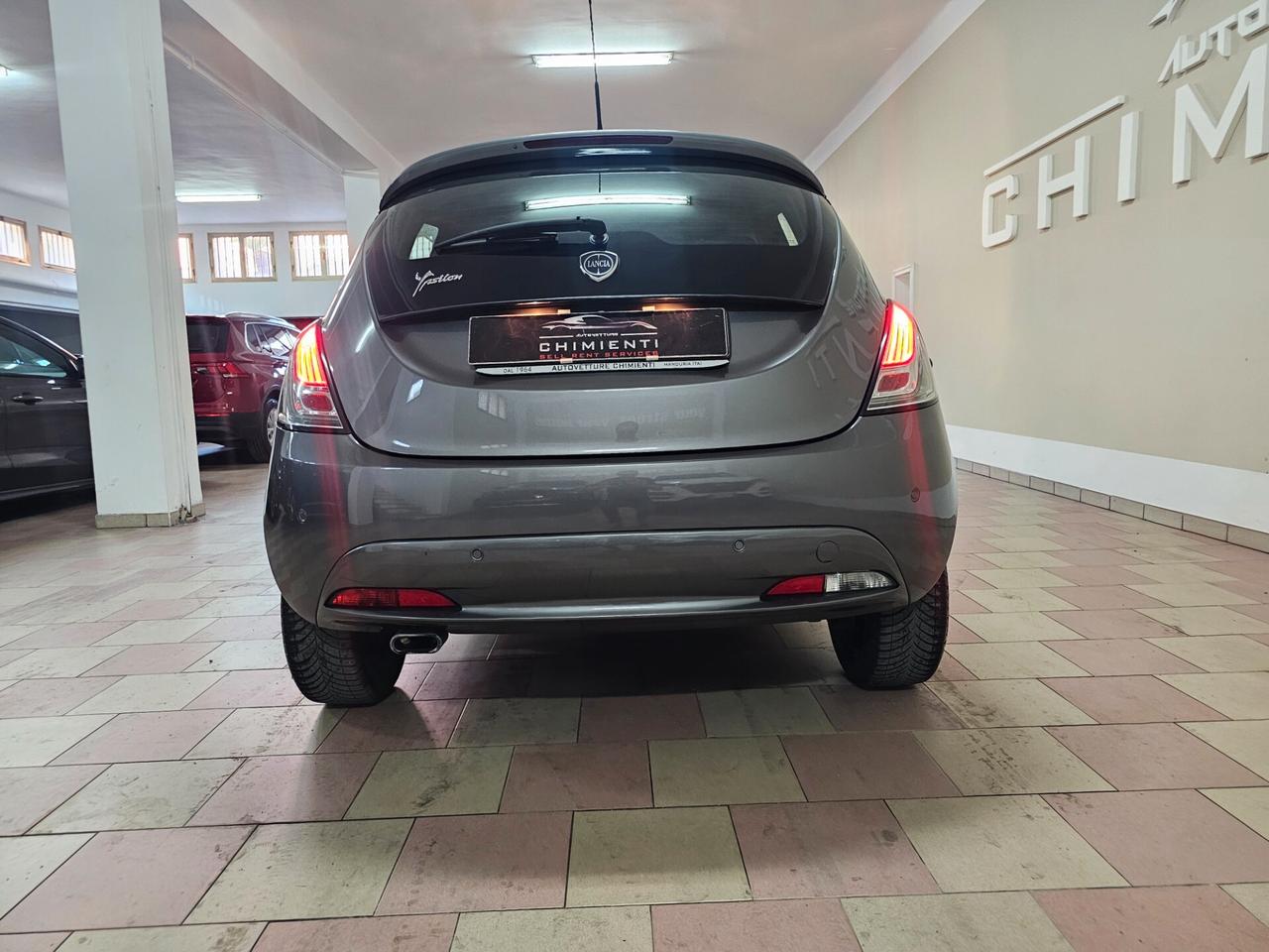 Lancia Ypsilon 1.2 69 CV 5 porte GPL Ecochic Gold