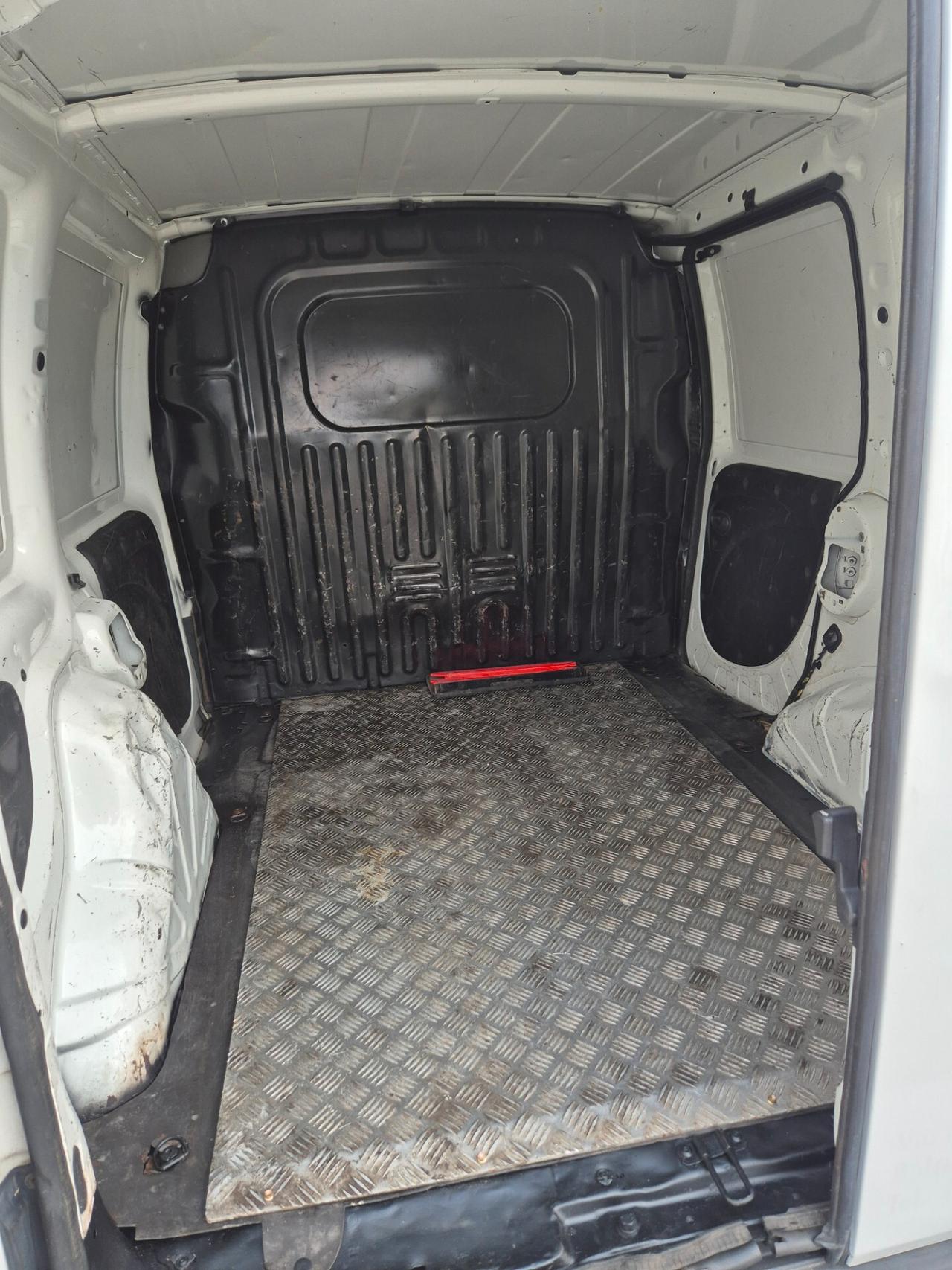 Fiat Doblo 1.9 JTD cat Cargo Lamierato