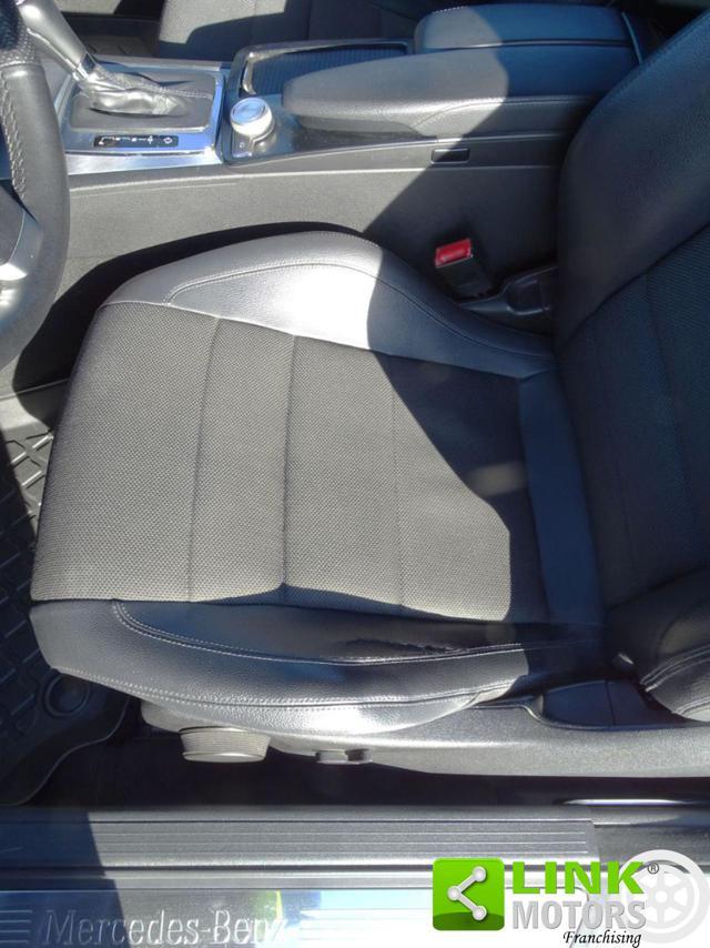 MERCEDES-BENZ E 220 CDI Coupé BlueEFFICIENCY Avantgarde