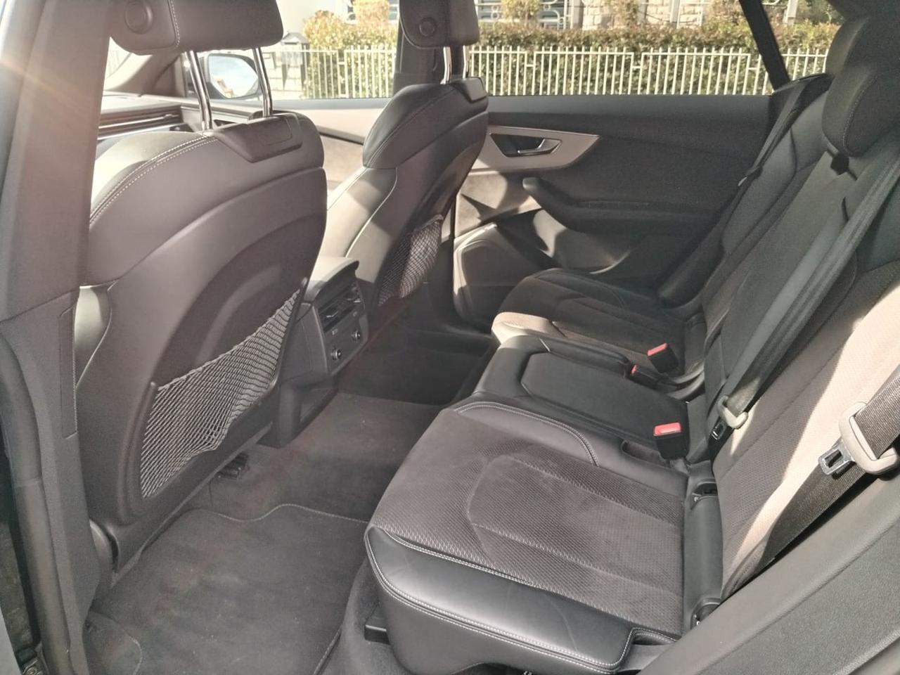 Audi Q8 S Line Sport 3.0 50 TDI MHEV