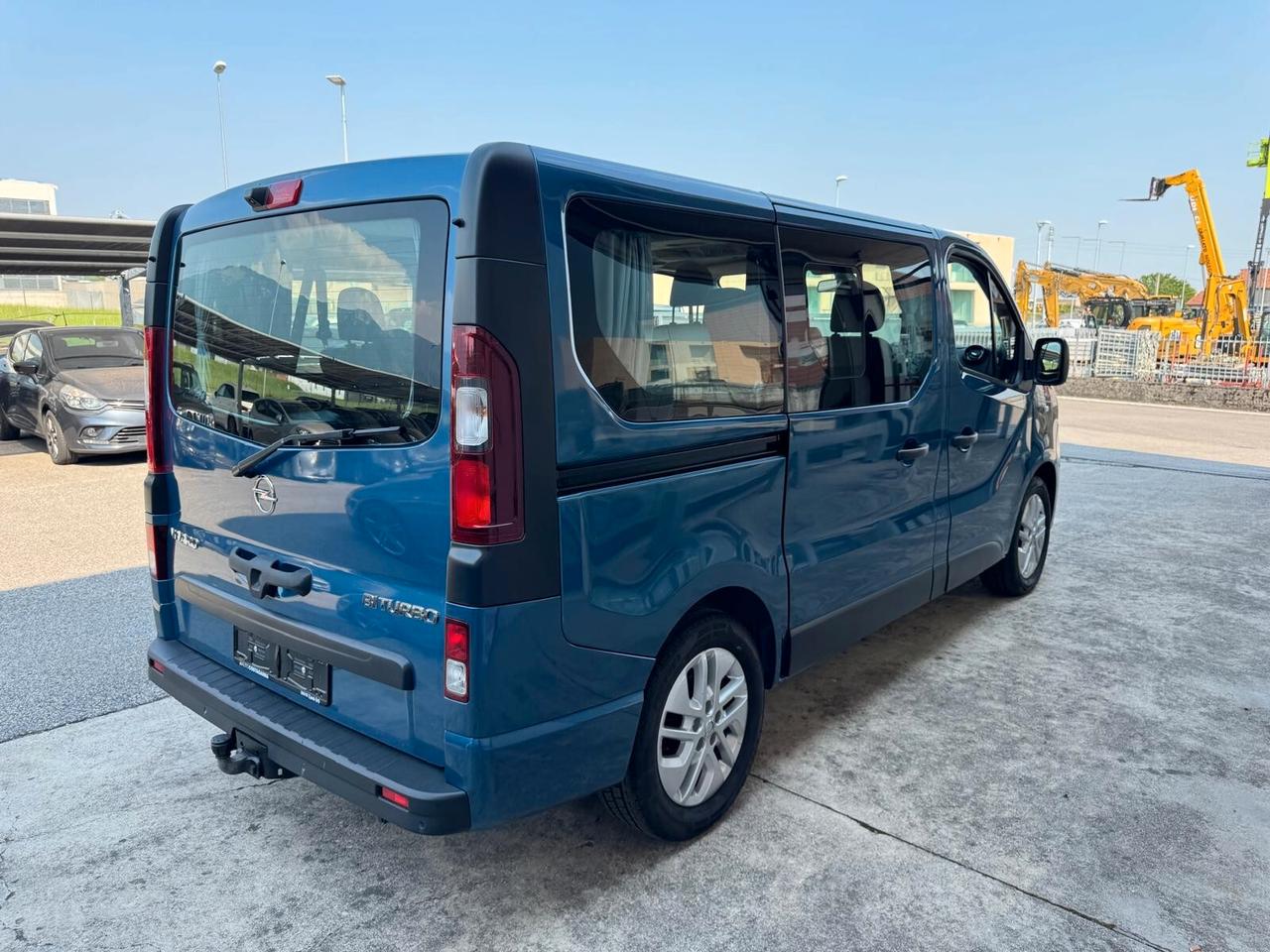 Opel Vivaro 27 1.6 CDTI PC-TN Combi