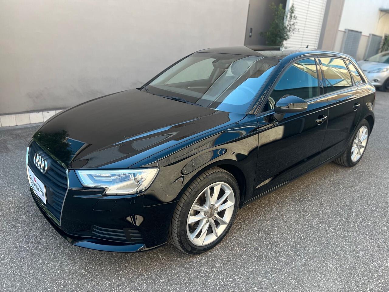 Audi A3 SPB Sportback 2.0 tdi 150CV Business NAVI/LED/17;