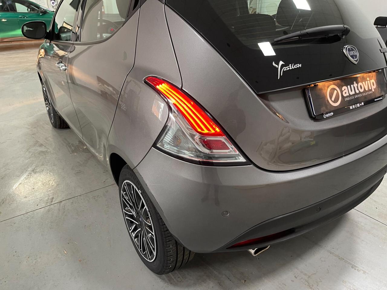Lancia Ypsilon 1.0 FireFly 5 porte S&S Hybrid Gold