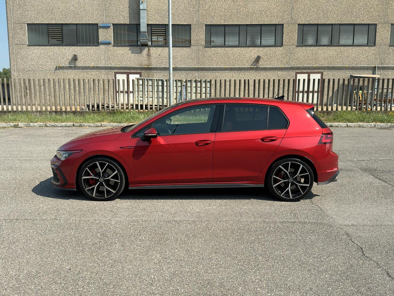 Volkswagen Golf GTI 2.0 TSI DSG