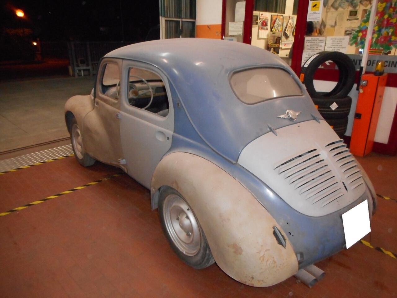 Renault 4 4CV