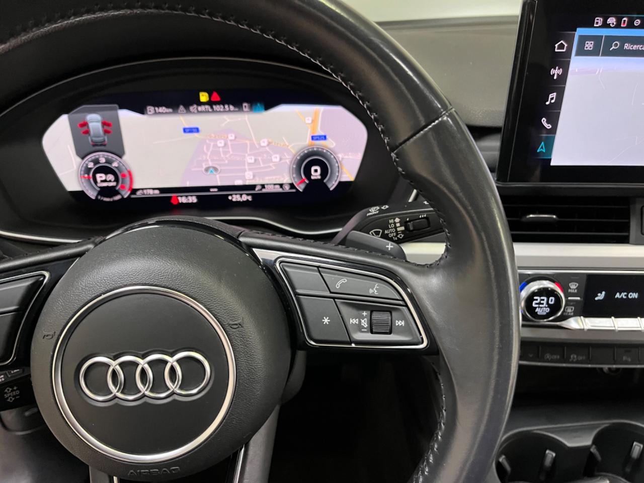 Audi A4 Avant 35 TDI/163 CV S tronic *fari Matrix